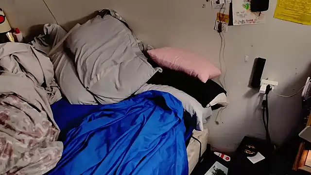 ROCKHARDDADDY86 online show from January 2026 06:13:02 PM