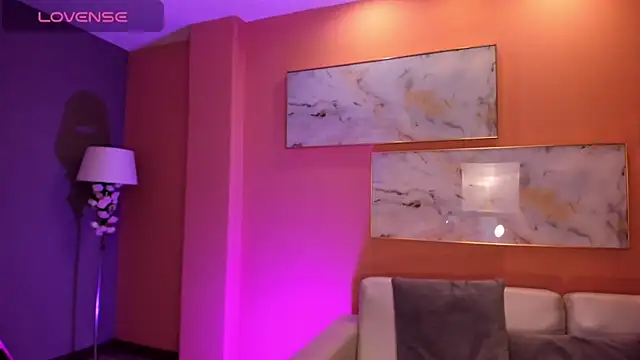 DonnaStonne online show from January 2025 07:25:01 PM