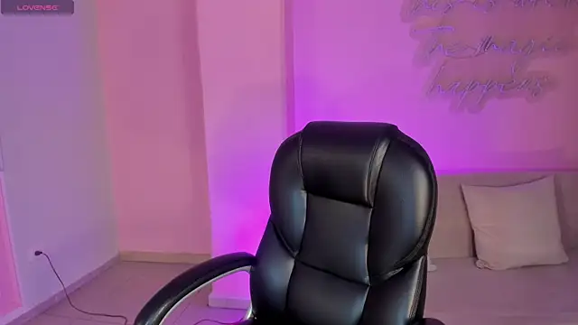 DonnaStonne online show from September 2025 11:54:01 PM