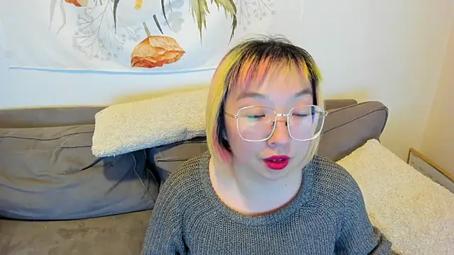 luxgray online show from January 2025 11:56:01 PM