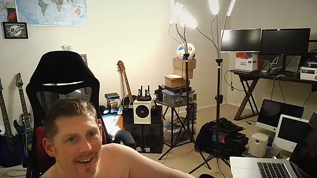 Rock Pierce online show from November 2025 11:32:01 AM