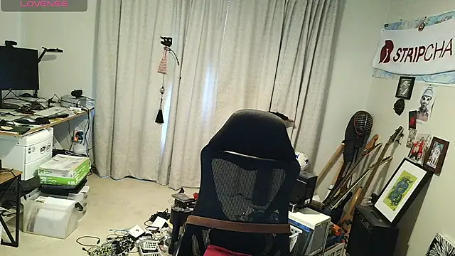 Snapshot of Rock_Pierce chatting on May 2026 10:41:02 PM Rock Pierce online show from May 2026 10:41:02 PM