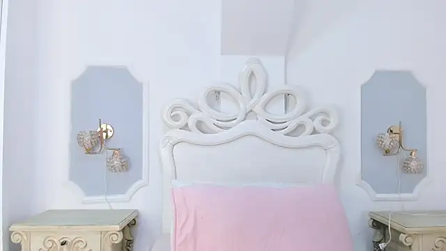 Roma  love online show from November 2025 12:13:01 PM