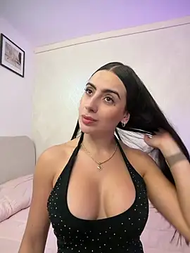 Snapshot of ValeryR_ chatting on March 2026 10:26:01 PM ValeryR online show from March 2026 10:26:01 PM