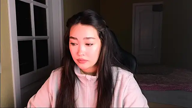 Snapshot of Erica_Wayne chatting on January 2025 10:19:01 AM Erica Wayne online show from January 2025 10:19:01 AM