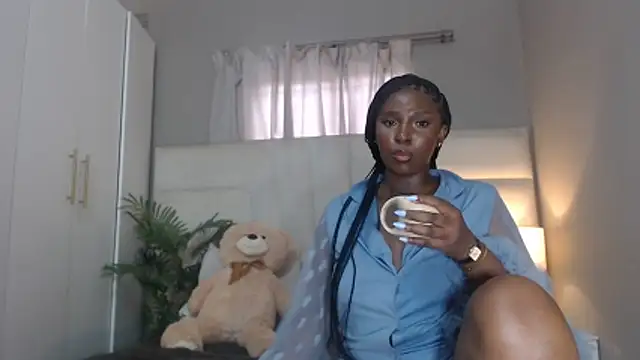 naughtyblackdolie online show from February 2026 07:51:01 AM