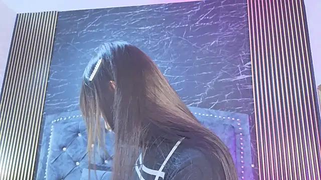 diosagolden online show from December 2025 08:37:02 PM