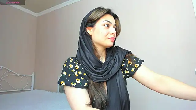 Snapshot of _cleopattra_ chatting on February 2025 09:16:01 AM cleopattra online show from February 2025 09:16:01 AM