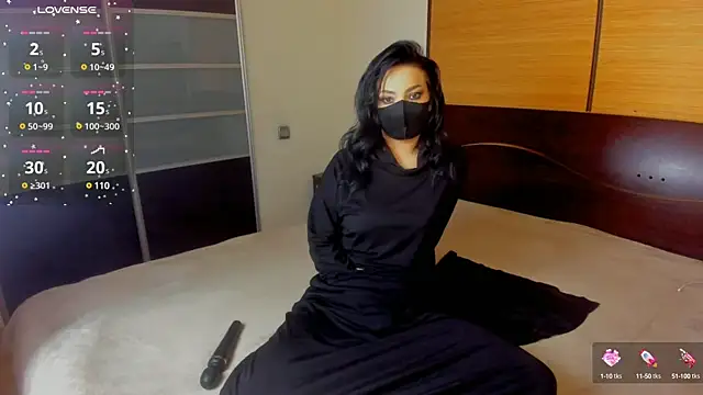 Snapshot of habibi_moon chatting on February 2025 02:30:01 AM habibi moon online show from February 2025 02:30:01 AM