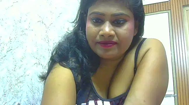 Snapshot of sexy_roma chatting on March 2025 05:54:01 PM sexy roma online show from March 2025 05:54:01 PM