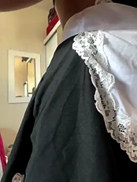 Indiazinhax online show from November 2025 12:51:01 PM