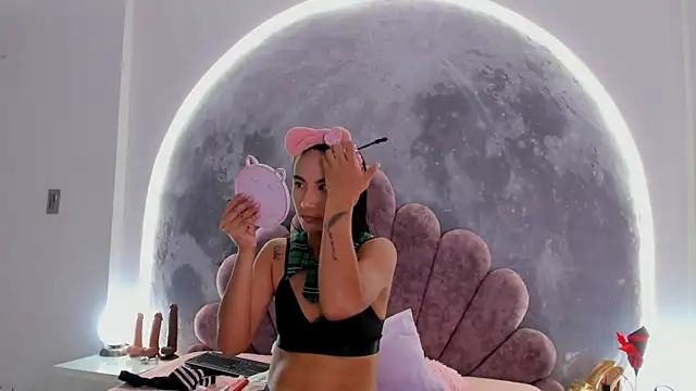 Valeria Fitness online show from February 2026 07:56:01 PM