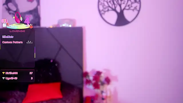 Snapshot of Camille_rose_ chatting on September 2025 10:27:01 AM Camille rose online show from September 2025 10:27:01 AM