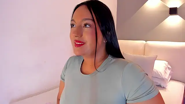 ellamontoya online show from September 2025 10:59:02 AM