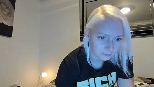 BetterThanYourEx69 online show from September 2025 07:39:02 PM