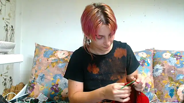 Sophie Bell online show from July 2026 05:17:01 PM