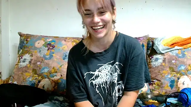 Sophie Bell online show from July 2026 09:51:01 PM