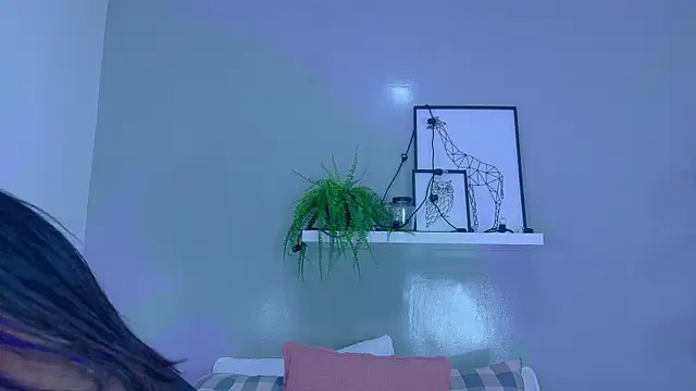 Snapshot of KendalMilleer chatting on September 2025 10:06:02 AM KendalMilleer online show from September 2025 10:06:02 AM