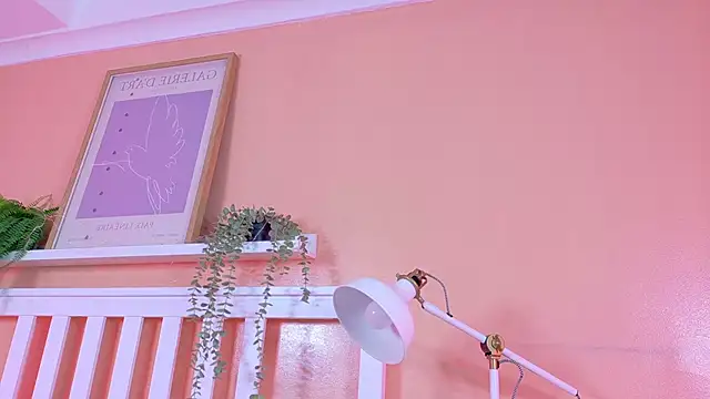 Snapshot of KendalMilleer chatting on December 2025 10:24:02 AM KendalMilleer online show from December 2025 10:24:02 AM