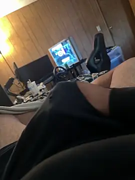 Jayare95 online show from December 2025 03:29:01 PM