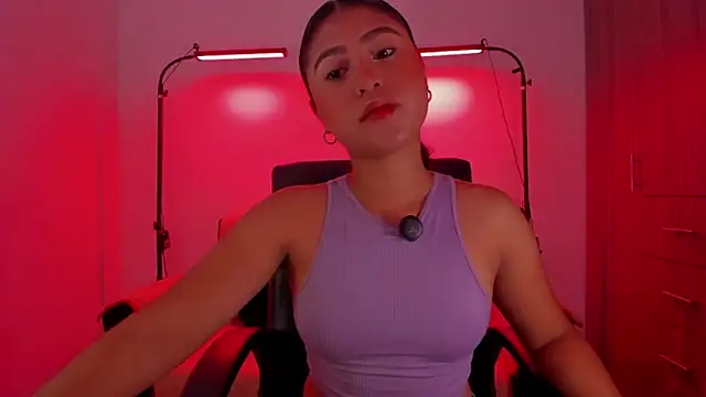 Snapshot of cloy_baby__ chatting on May 2026 10:44:02 AM cloy baby online show from May 2026 10:44:02 AM