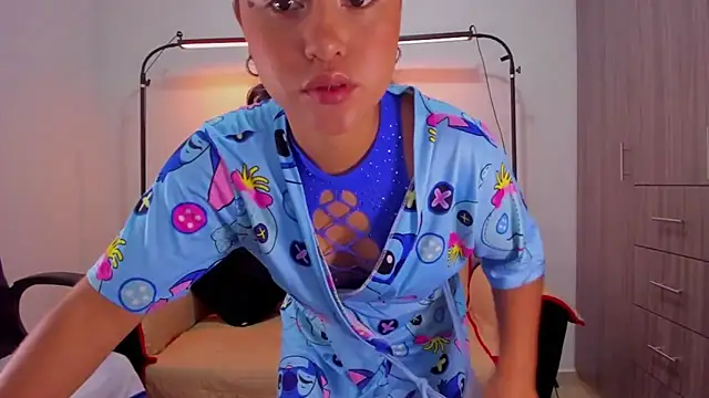 Snapshot of cloy_baby__ chatting on May 2026 11:05:01 AM cloy baby online show from May 2026 11:05:01 AM