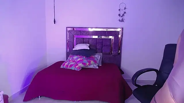 alejandrafitt online show from March 2025 03:20:01 AM