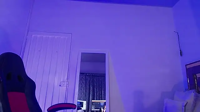 alejandrafitt online show from November 2025 03:28:02 AM