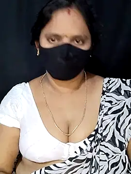 vintage-vibs online show from February 2025 04:29:01 AM