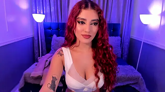 Snapshot of hallsredd chatting on December 2024 08:51:01 PM hallsredd online show from December 2024 08:51:01 PM