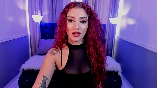 Snapshot of hallsredd chatting on January 2025 05:39:02 PM hallsredd online show from January 2025 05:39:02 PM