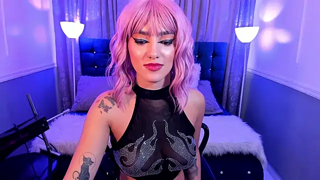 Snapshot of hallsredd chatting on January 2025 08:46:02 PM hallsredd online show from January 2025 08:46:02 PM