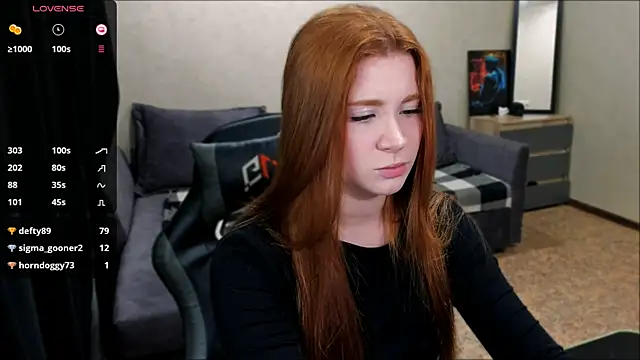 Freckle Diyana online show from December 2024 01:58:02 AM