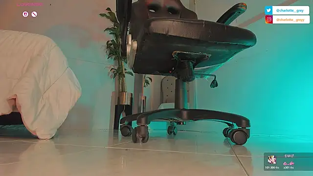 Snapshot of charlotte__grey chatting on October 2025 08:24:02 PM charlotte grey online show from October 2025 08:24:02 PM