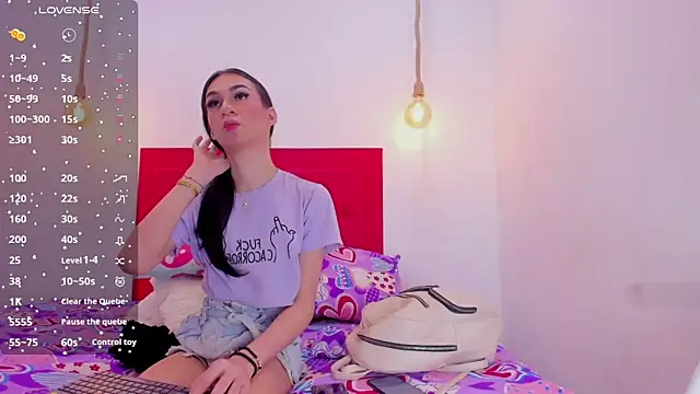 Mia thompson 19 online show from January 2025 07:51:02 PM