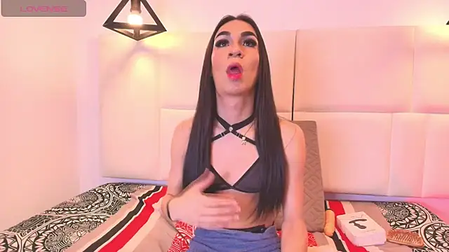 Mia thompson 19 online show from March 2025 08:37:01 PM