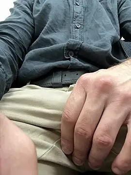 Snapshot of hotisraeli chatting on January 2025 05:48:02 AM hotisraeli online show from January 2025 05:48:02 AM