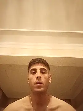 arenn1997 online show from November 2025 12:11:02 AM