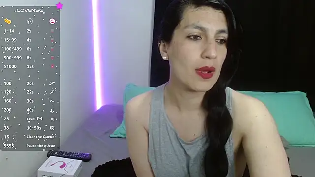 Snapshot of cristina_connor chatting on December 2024 11:40:02 PM cristina connor online show from December 2024 11:40:02 PM