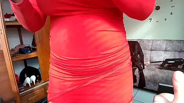 Snapshot of Majo_Soussa chatting on October 2025 12:50:01 PM Majo Soussa online show from October 2025 12:50:01 PM