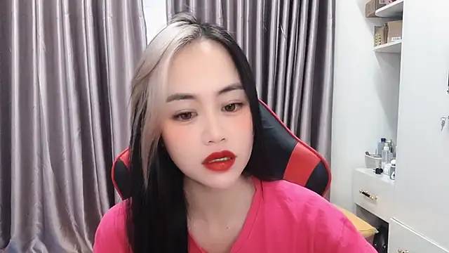 witch-39 online show from February 2026 05:17:01 AM