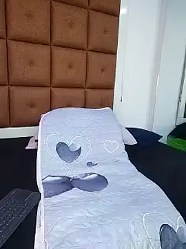 ELLA KELLY online show from January 2025 12:07:02 PM