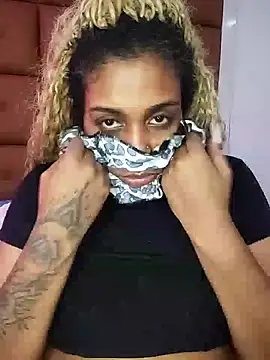 ELLA KELLY online show from October 2025 11:08:02 AM