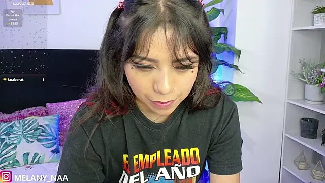 melany naa online show from November 2025 02:32:02 AM