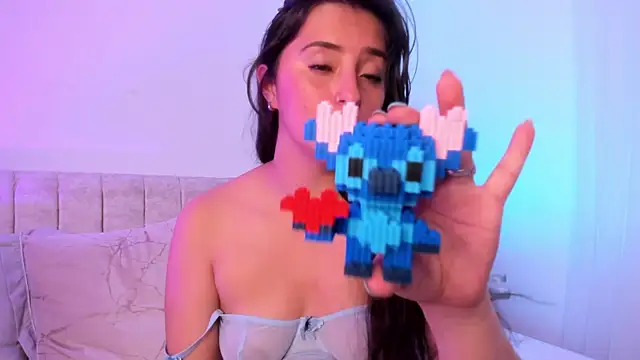 Kathia Morelli online show from February 2025 05:52:02 PM