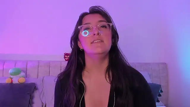 Kathia Morelli online show from February 2025 05:54:02 PM