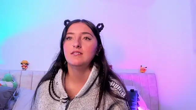 Kathia Morelli online show from March 2025 03:07:02 PM