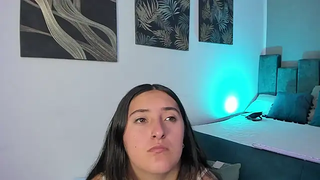 Kathia Morelli online show from September 2025 11:37:02 AM