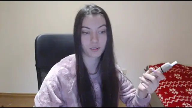 Snapshot of CuteJollie4U chatting on December 2024 04:57:01 PM CuteJollie4U online show from December 2024 04:57:01 PM