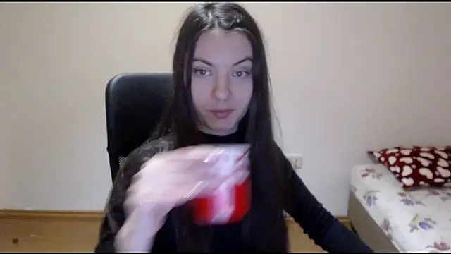 Snapshot of CuteJollie4U chatting on January 2025 06:28:01 PM CuteJollie4U online show from January 2025 06:28:01 PM